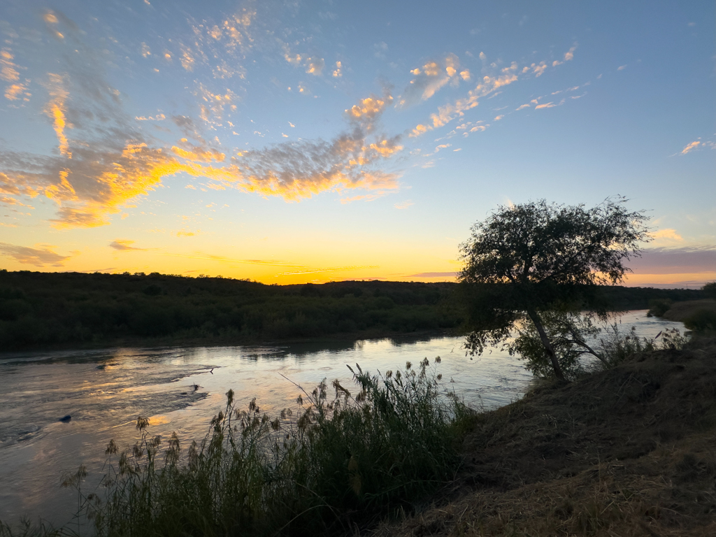 Sonnenuntergang am Rio Grande