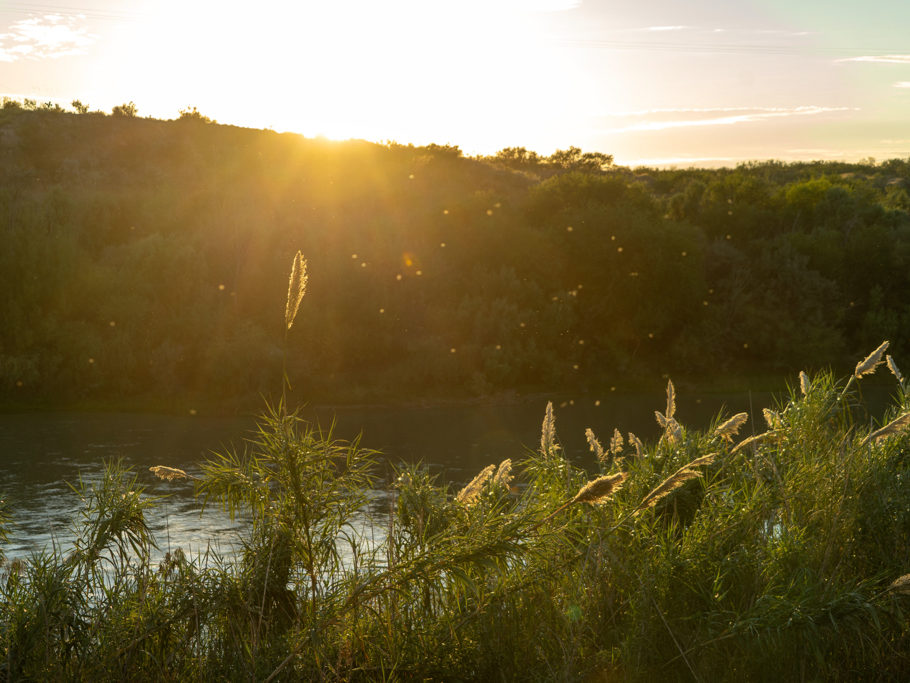 Sonnenuntergang am Rio Grande