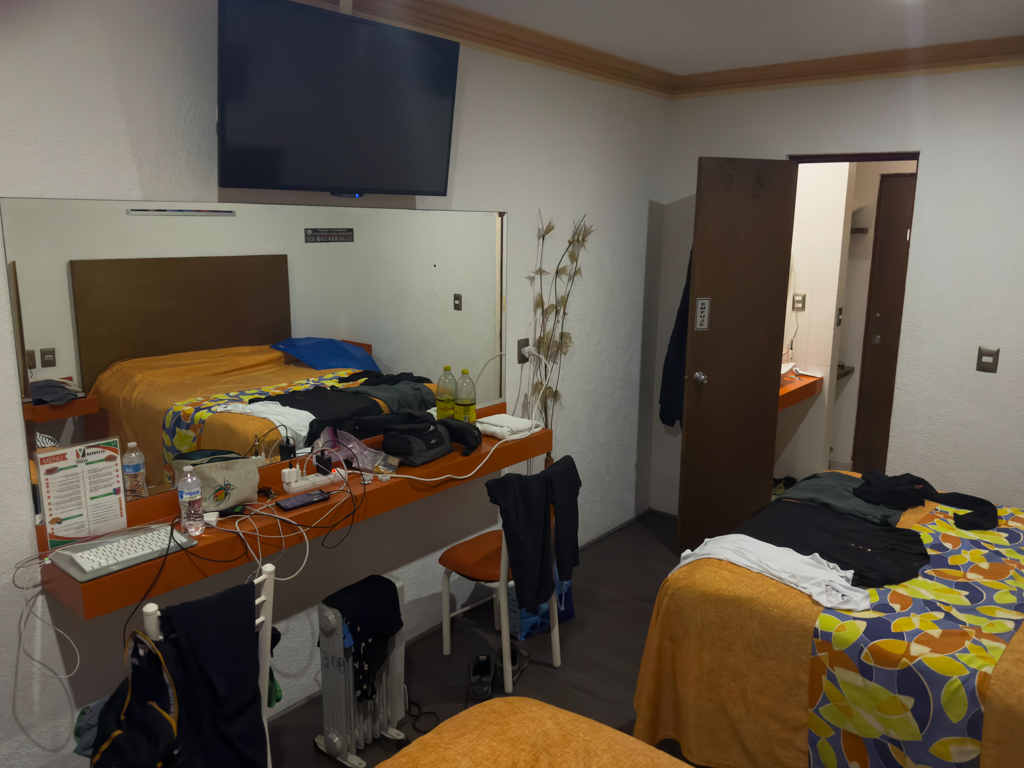 Unser trostloses Zimmer im Hotel in Huauchinango