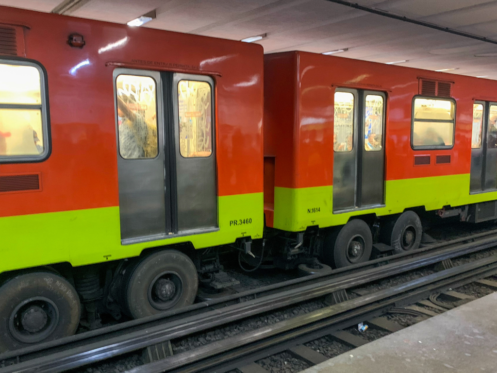 Metro auf Rädern in CDMX