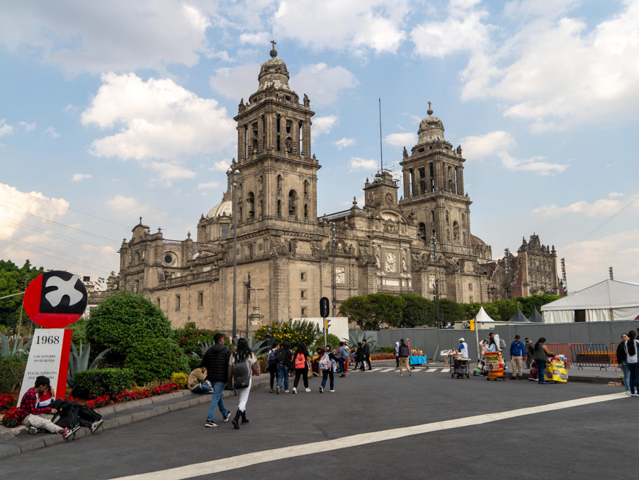 Die grosse Kathedrale am Zocalo in CDMX