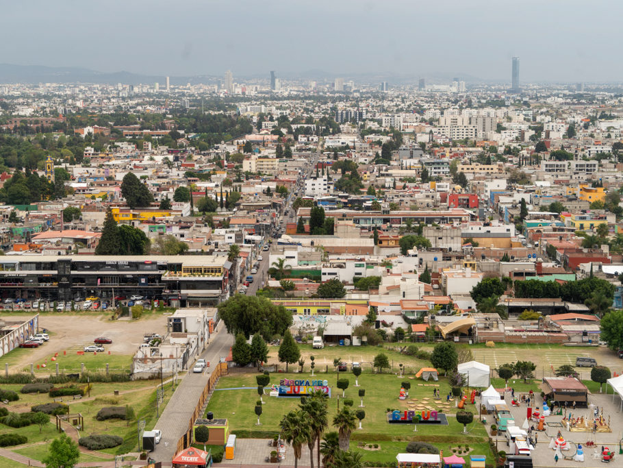 Blick von der Kirche der Señora de los Remedios auf das Umland von Puebla