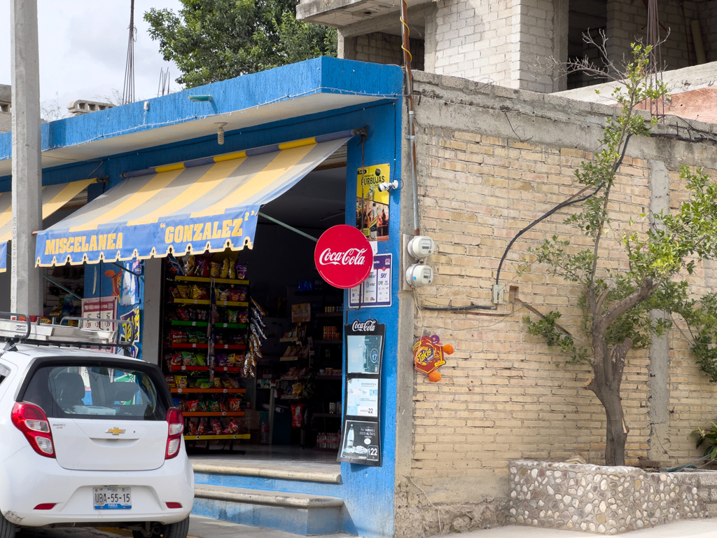 Coca Cola gibts einfach überall auf der Welt. Auch hier in Zapotitlán