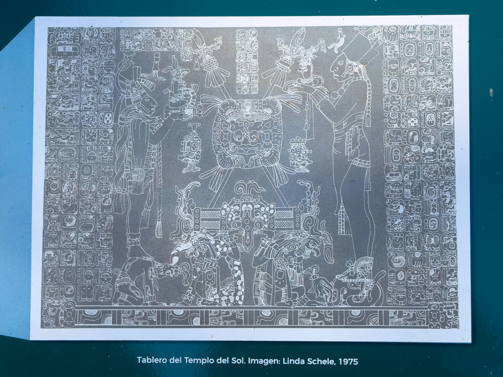 Darstellung des Reliefs im Tempel der Inschriften. Links der alte König, rechts der neue König