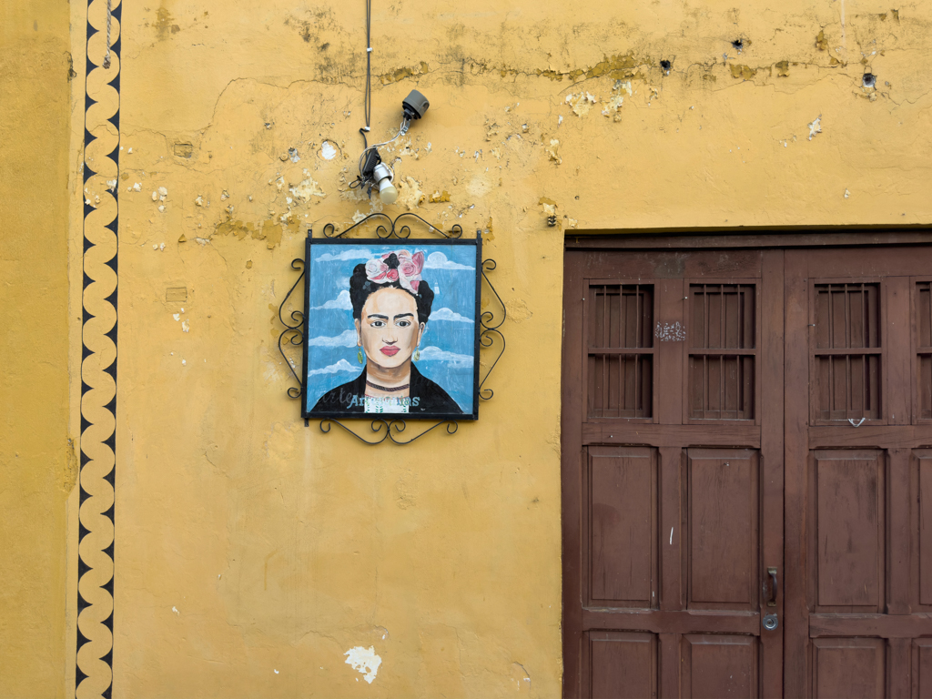 Frieda Kahlo als Werbebild für "Artesanias"