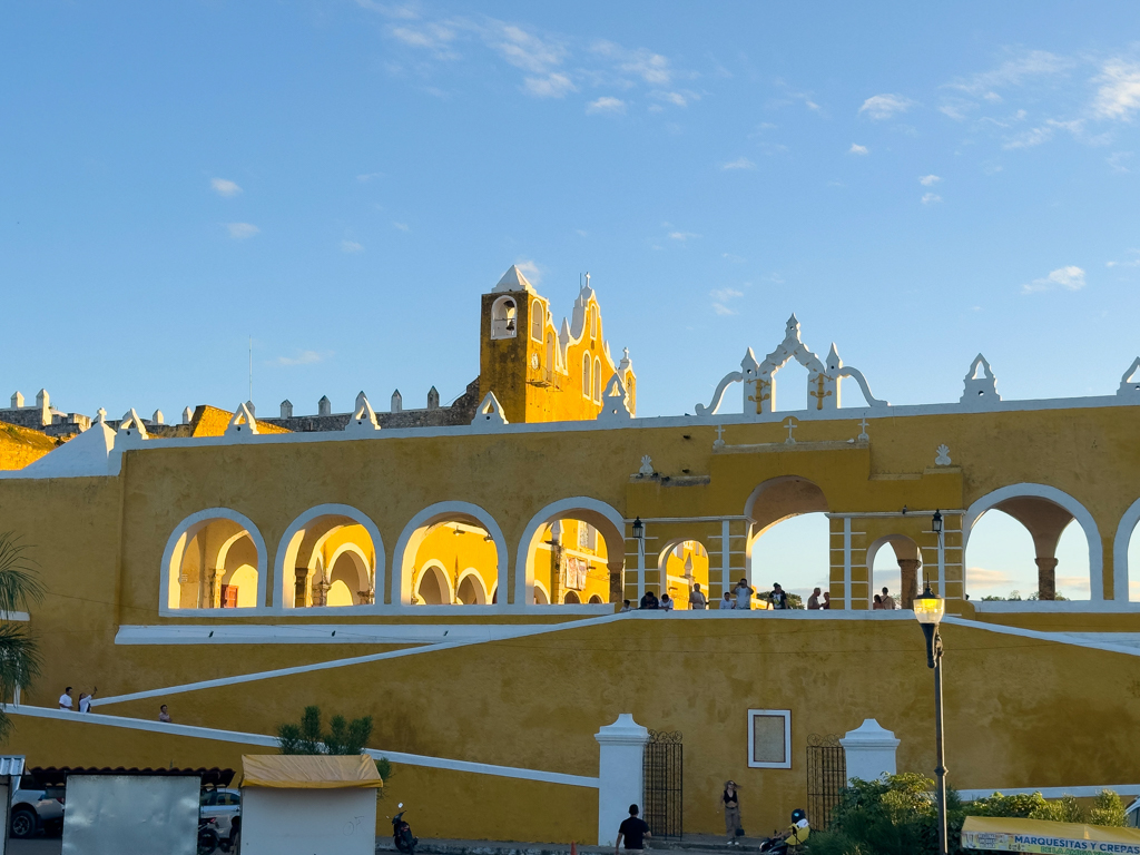 Konvent von Izamal im Abendlicht
