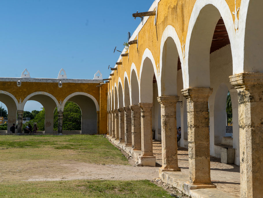 Bogengang im Konvent von Izamal