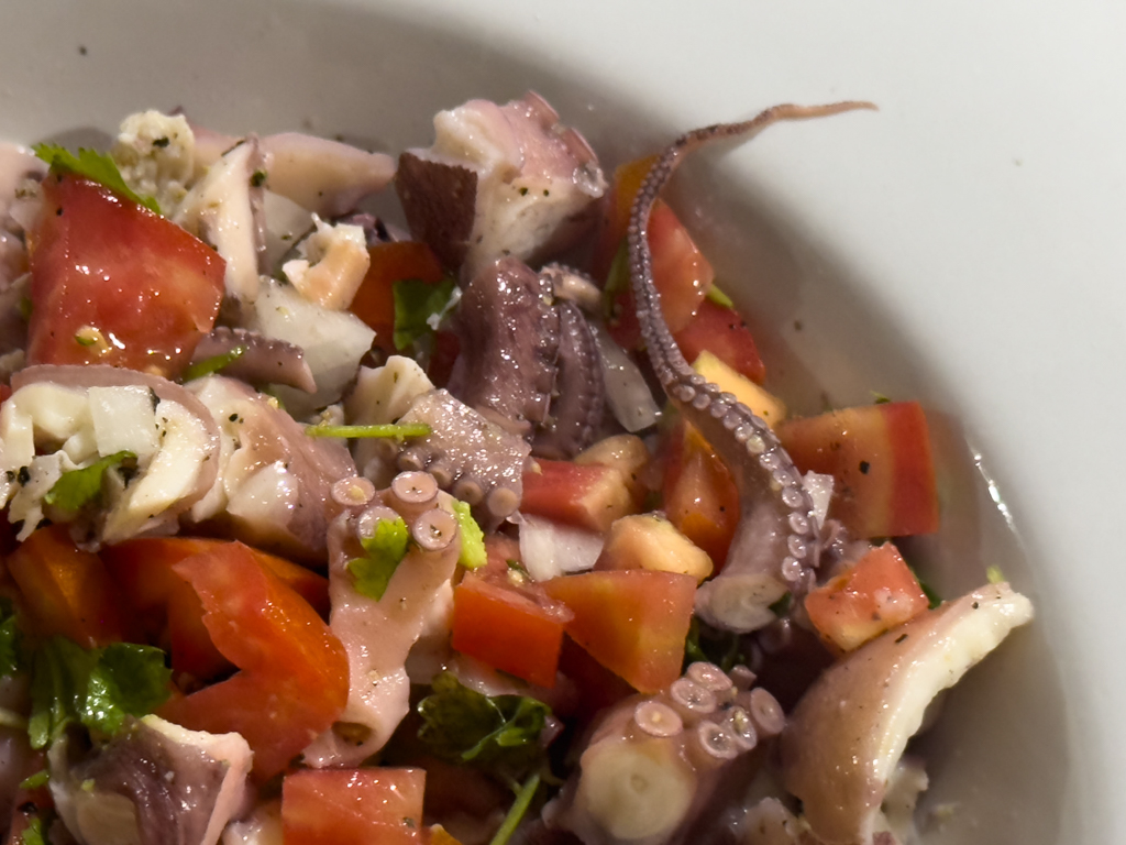 Hmm. Lecker. Octopussalat