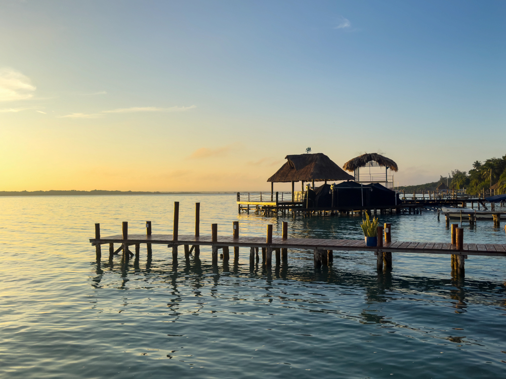 Guten Morgen Panorama über der Lagune kurz nach Sonnenaufgang