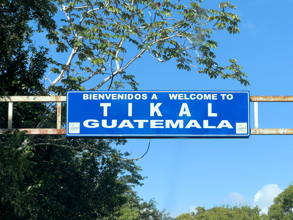 Willkommen in Tikal!