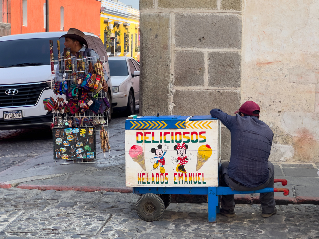 Souvenier und Glacé Verkauf