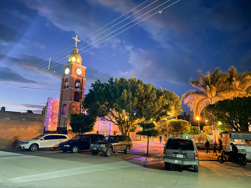 Santa Elena, Zocaló by night