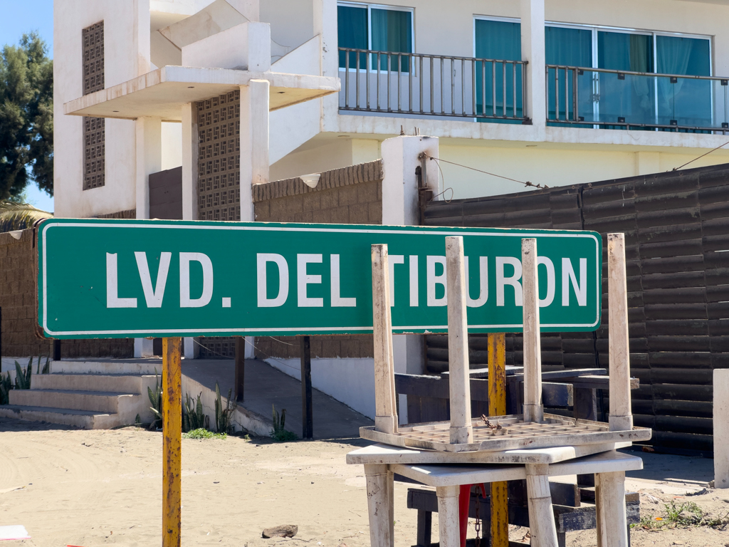 Boulevard del Tiburon in Las Glorias