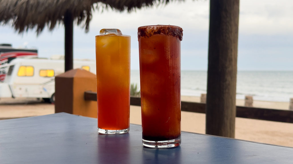 Tequila-Drinks zum Sonnenuntergang