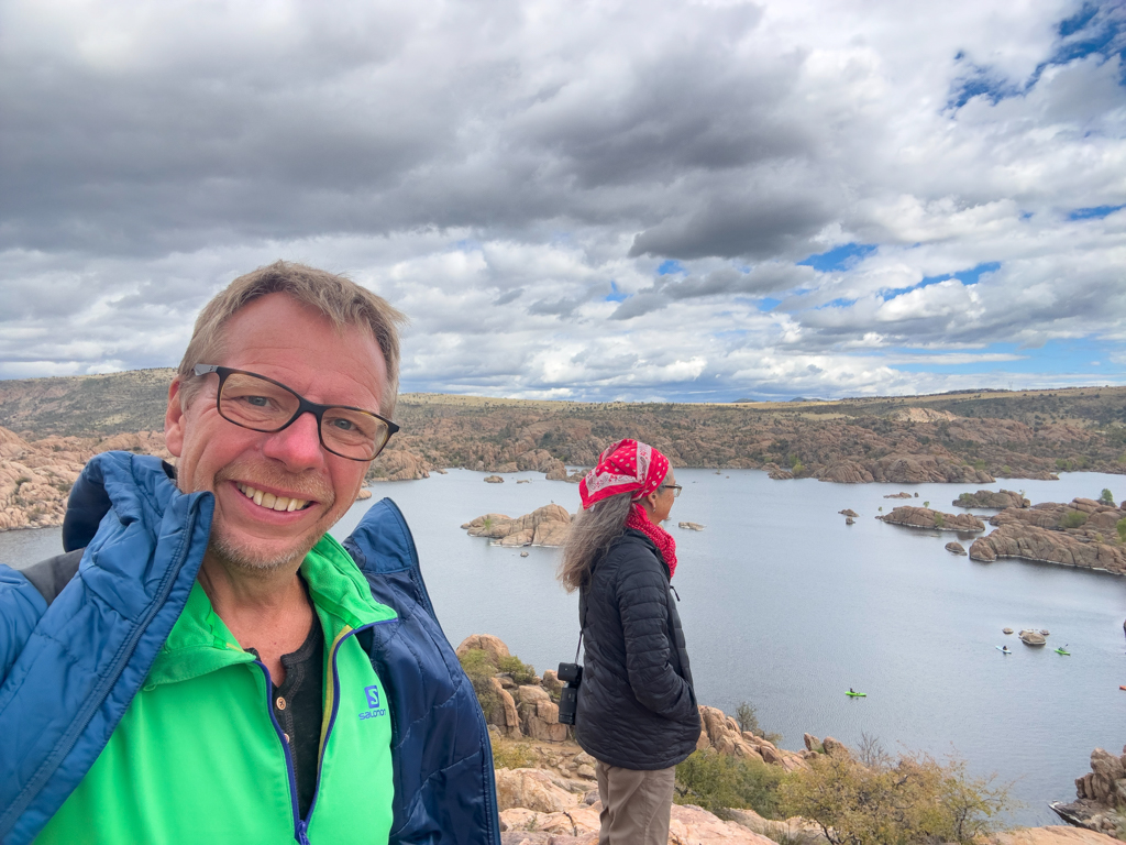 JoMa Selfie am Watson Lake