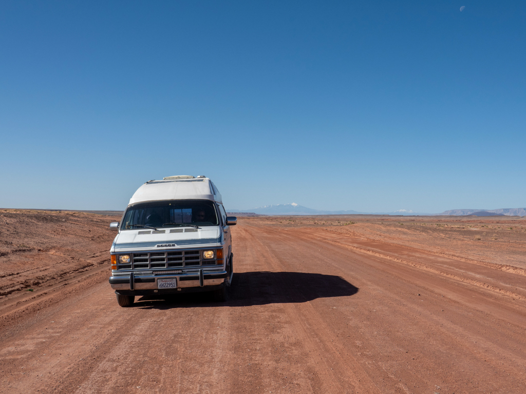 Wir machen am Morgen einen Schlenker durch Navajo Land