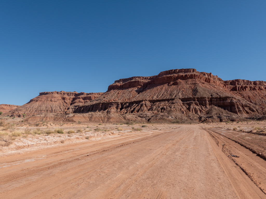 Wir machen am Morgen einen Schlenker durch Navajo Land