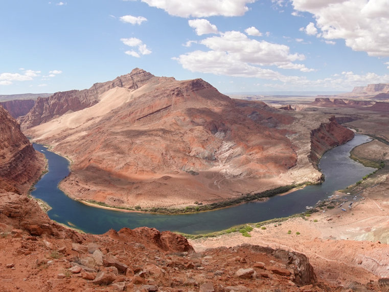 Der Glen Canyon windet sich wie ein Horse Shoe Bend entlang