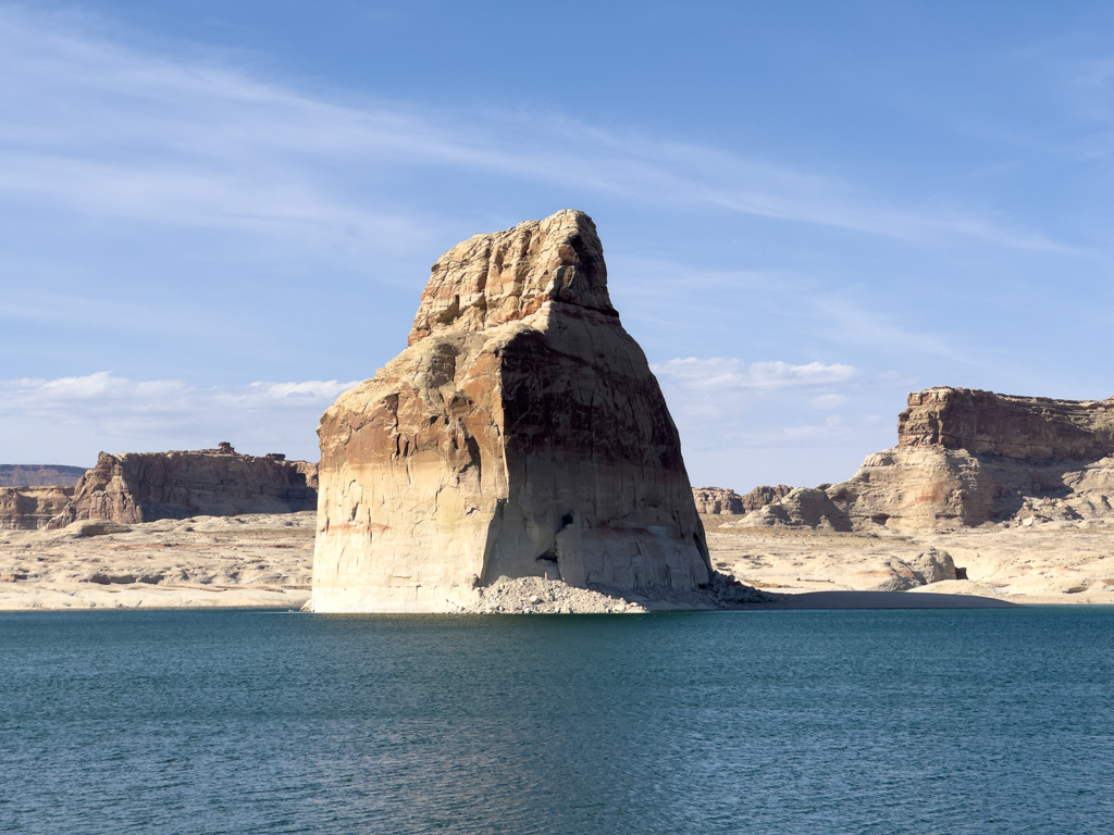 Lone Rock im Lake Powell