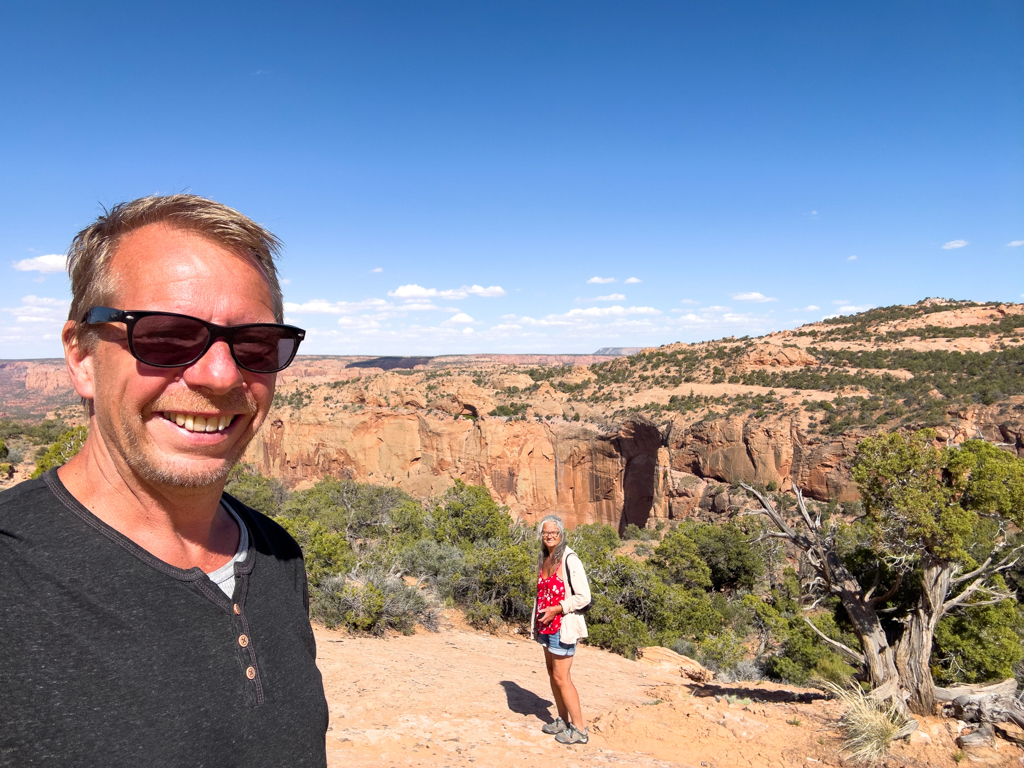 JoMa Selfie am Canyon der Natural Bridges