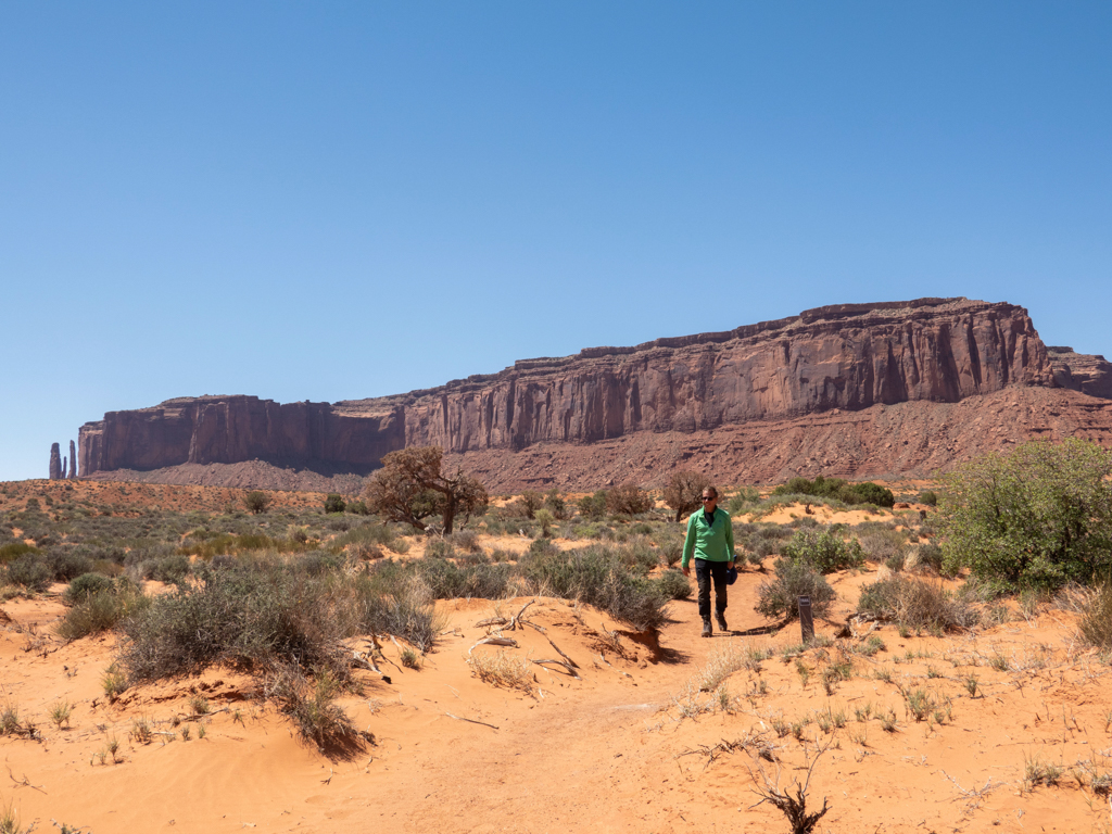 Wir machen einen Walk durch das Monument Valley