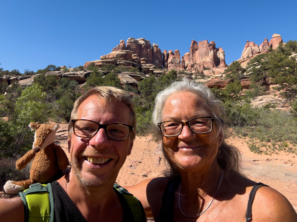 JoMaMo Selfie auf der Wanderung durch den Needles NP