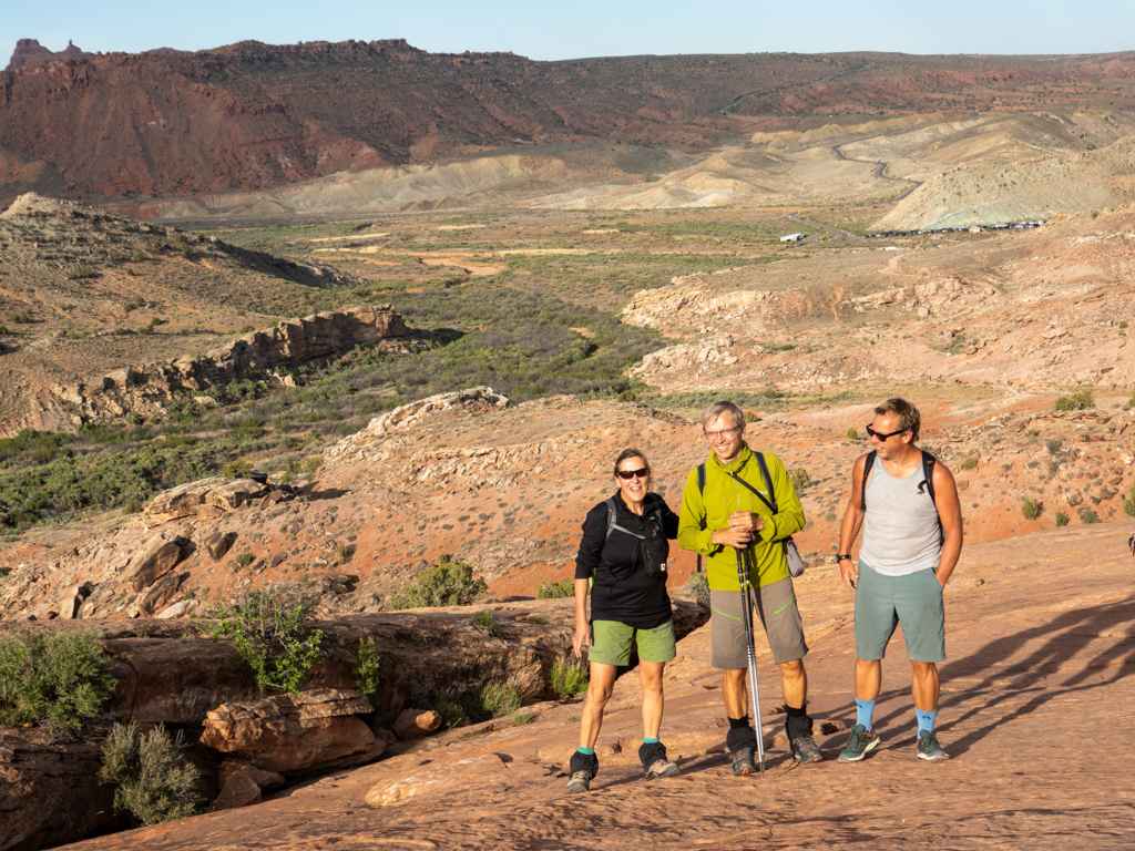 Jo mit Hanno und Sigrid zu beginn der Wanderung durch den Arches NP