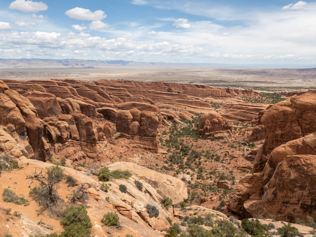 Auch der Arches NP ist voller Needles und steiniger Rippen