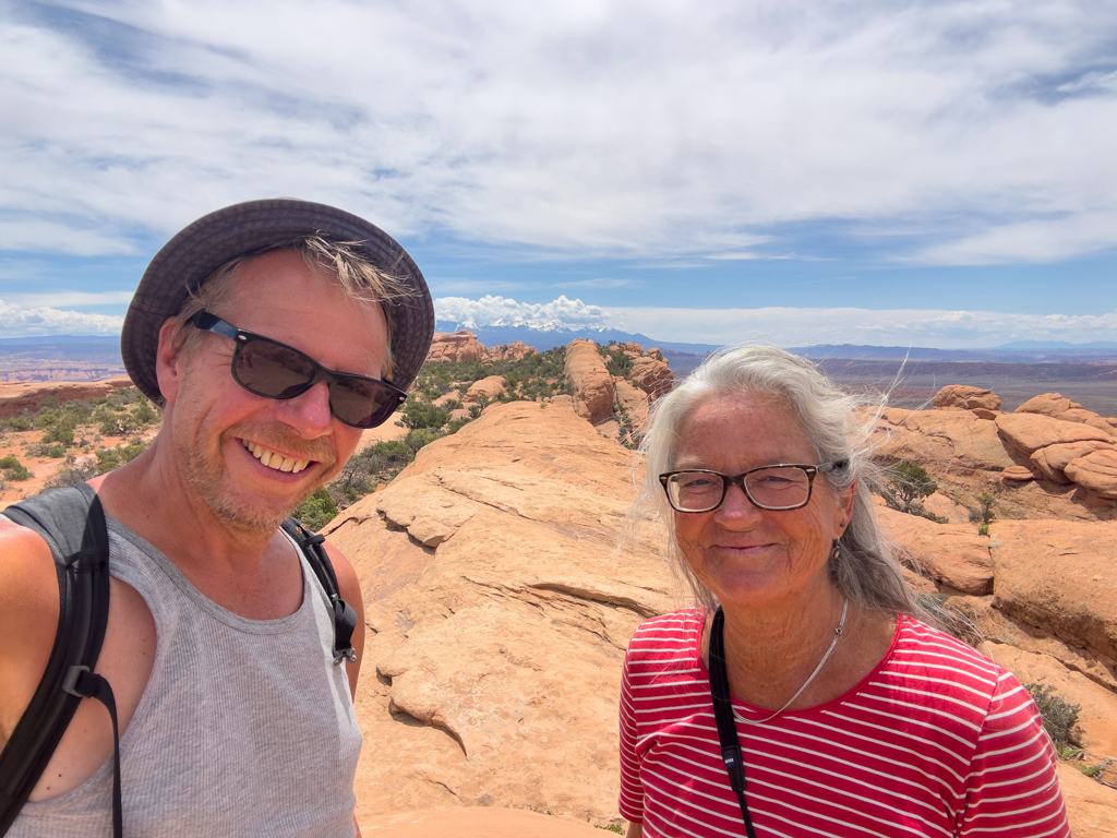 JoMa Selfie während der gemeinsamen Wanderung durch den Arches NP