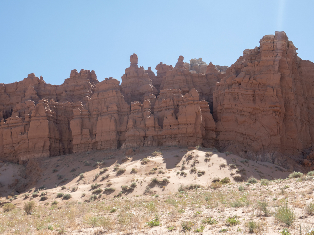 Der Goblin Valley State Park mit seiner eindrücklichen Landschaft. Auf der Wanderung zur Lair Cave