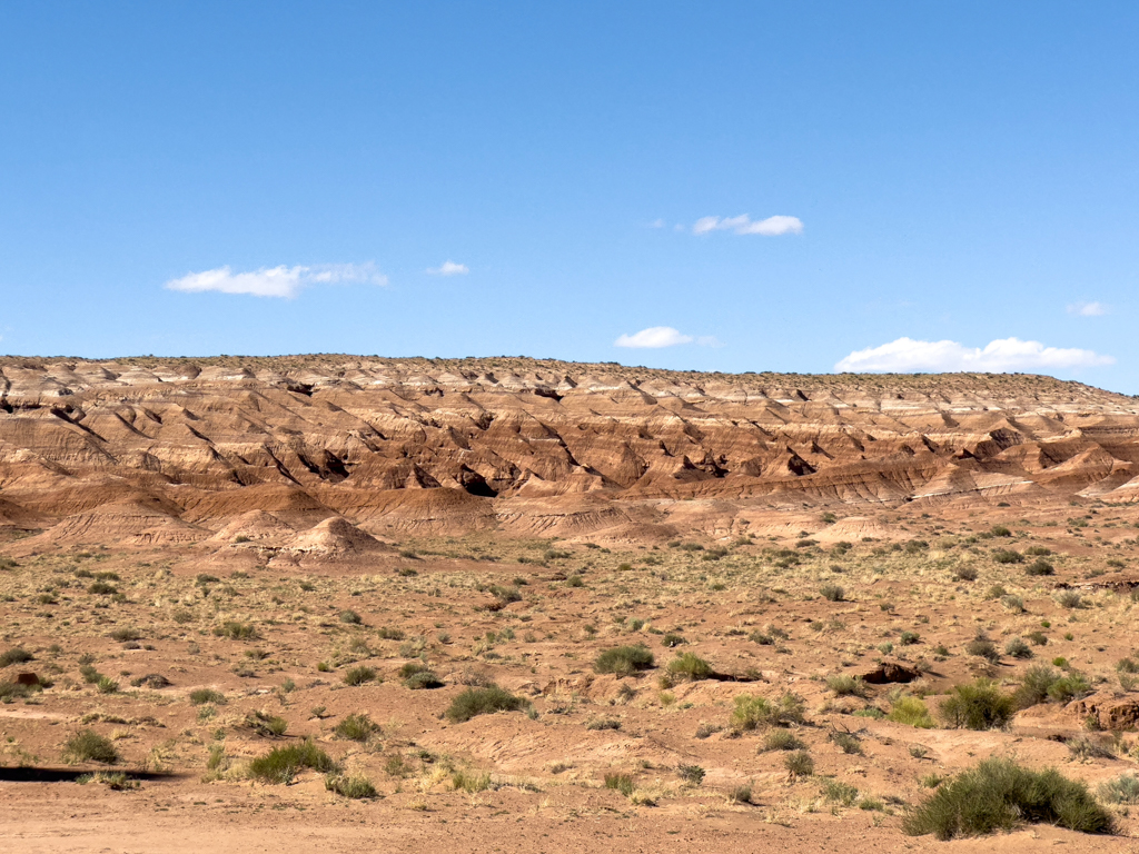 Ein Meer an kleinen Felskegeln hier im Goblin Valley State Park