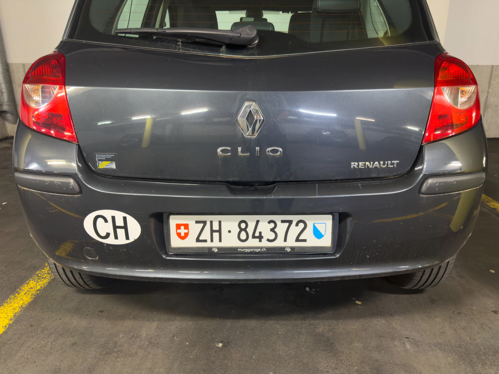 Unser kleiner, temporärer, fahrbarer Untersatz. Mit Züri-Nummer ;-)