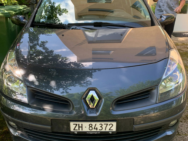 Unser kleiner, temporärer, fahrbarer Untersatz. Mit Züri-Nummer ;-)