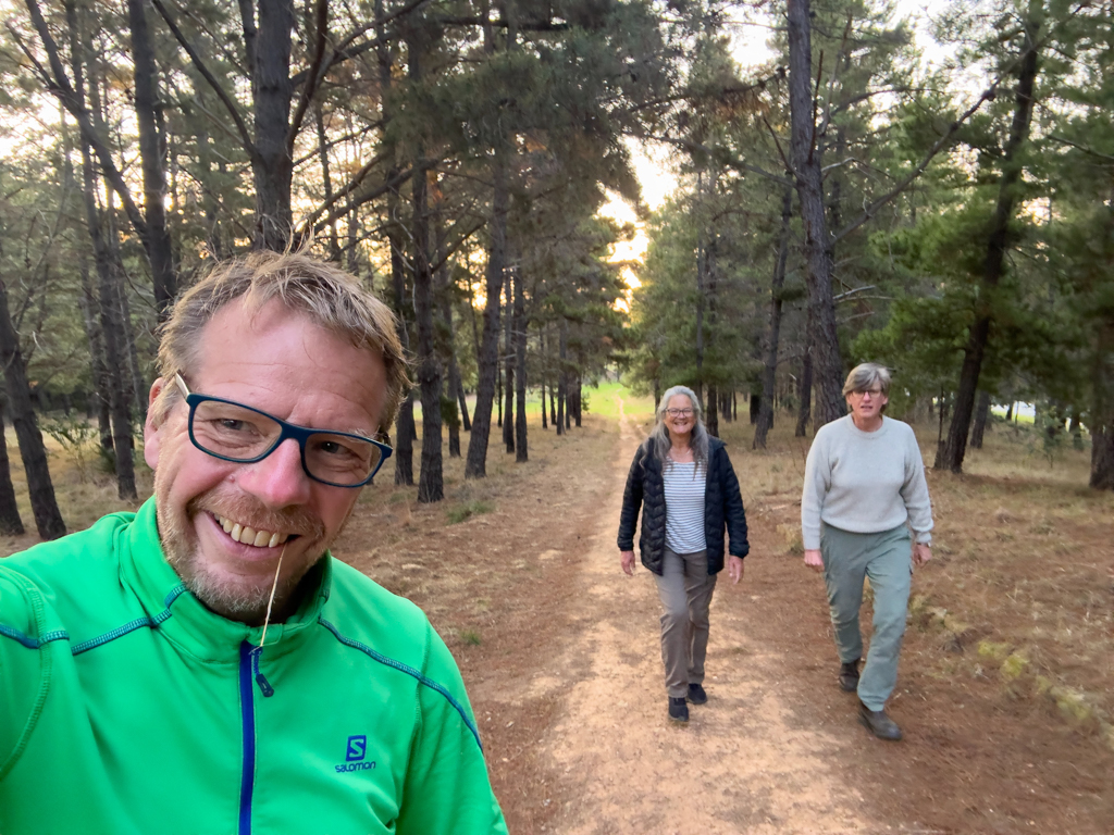 Mit Celeste drehen wir eine Ricky-Runde durch den Park