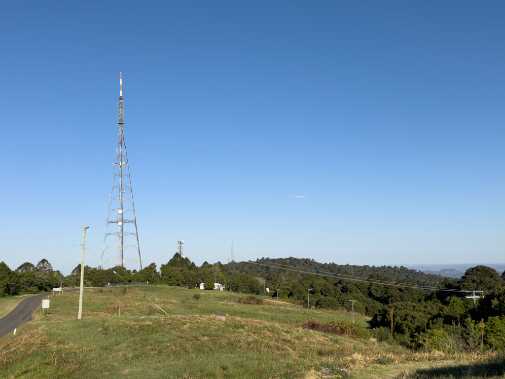 Oben am Fishers Lookout ein Sendemast im Bunya NP