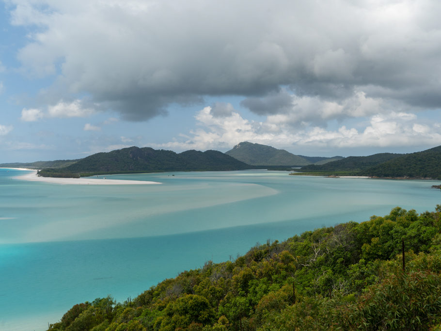 Hell türkisfarbenes Wasser und weisse Strände: Whitsunday Islands