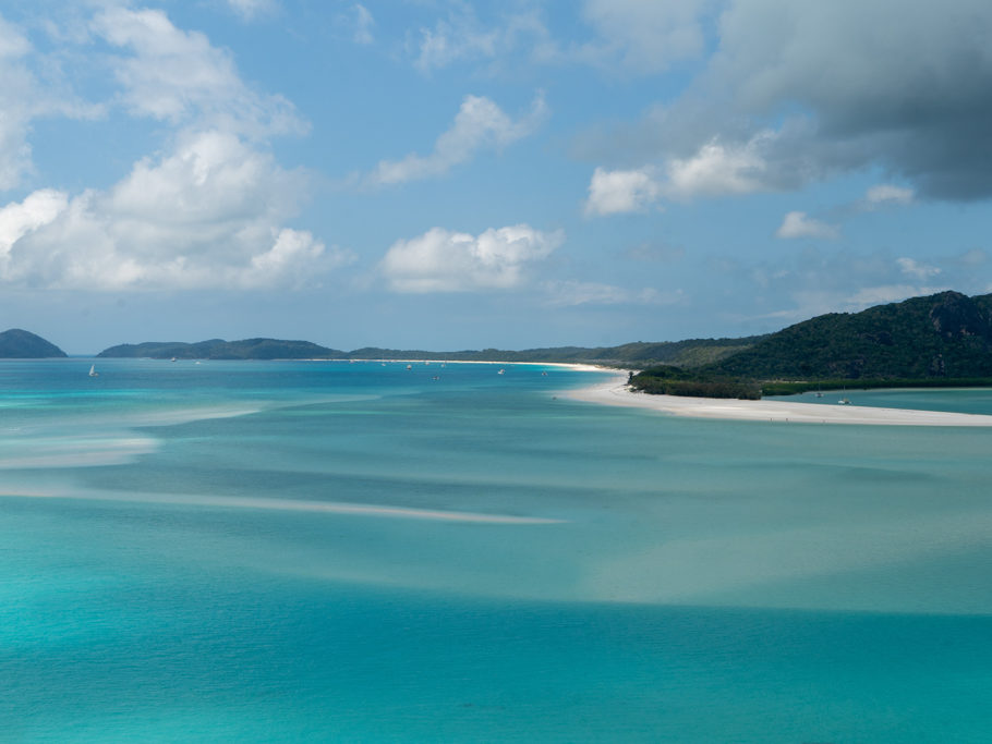 Hell türkisfarbenes Wasser und weisse Strände: Whitsunday Islands