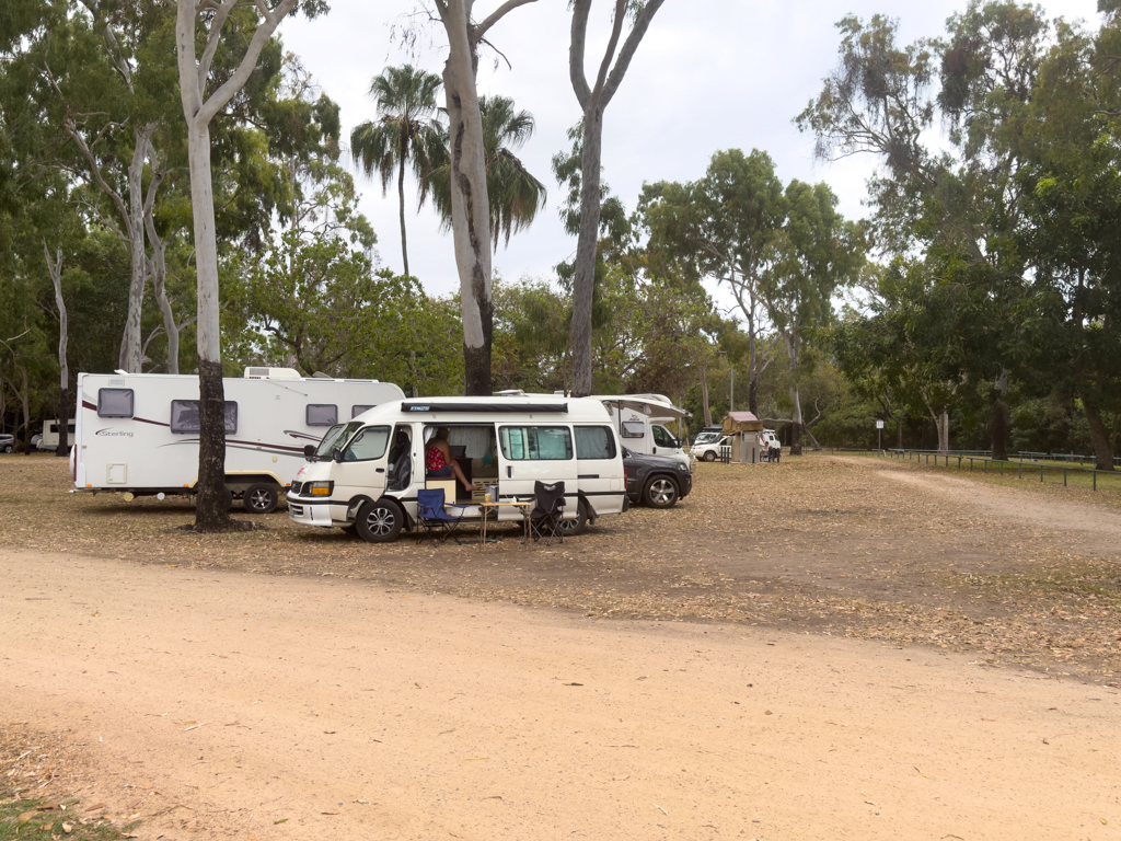 Toomulla Beach, kostenloser Campingplatz, keine 20 m vom Flussufer entfernt...