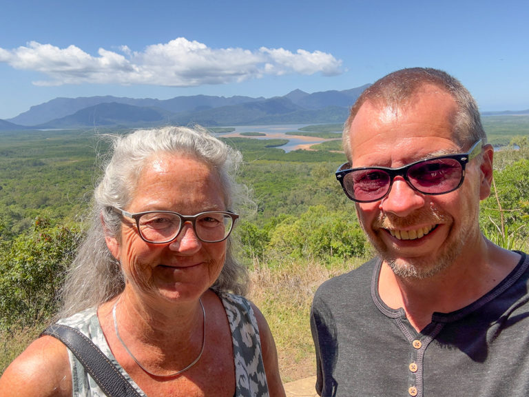 JoMa Selfie: Aussichtspunkt auf den Hinchinbrook Island Nationalpark