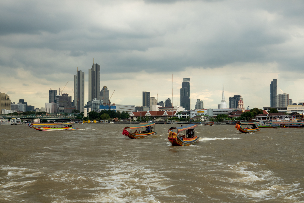 Mit dem Passagierschiff auf dem Chao Phraya unterwegs