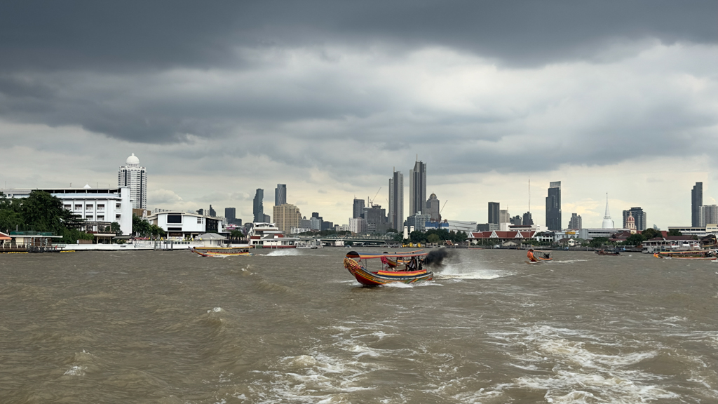 Mit dem Passagierschiff auf dem Chao Phraya unterwegs
