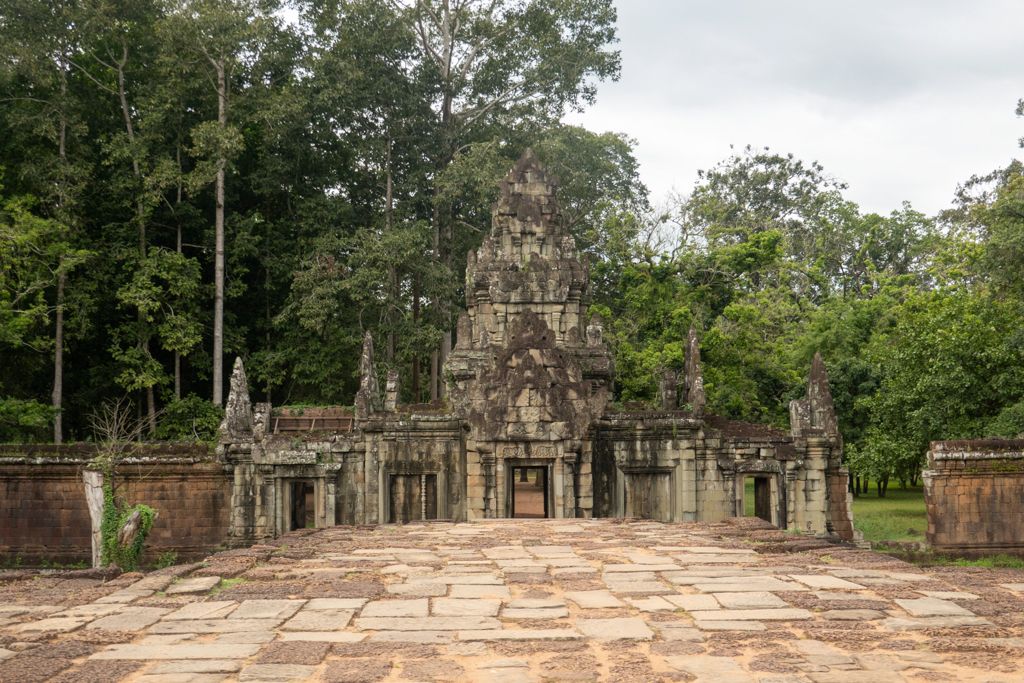 einer der vielen kleineren Tempel hier in Angkor