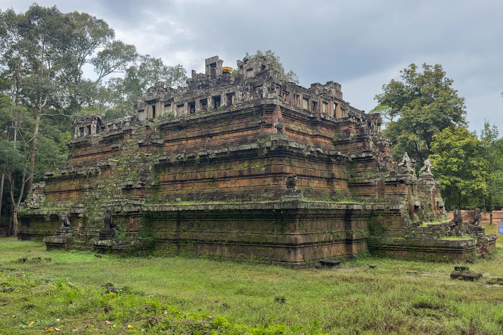 Die Tempelanlagen von Angkor verwildern immer mehr. Die Natur holt sich ihr Reich zurück