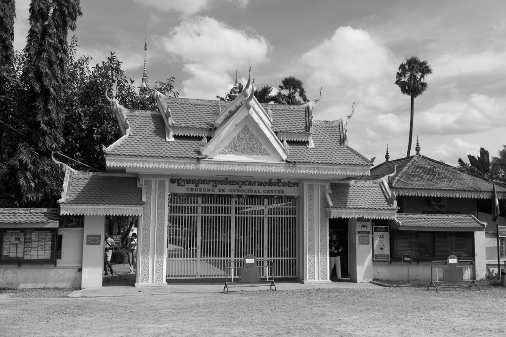 Eingang zu Choeung Ek dem Genozid Museum