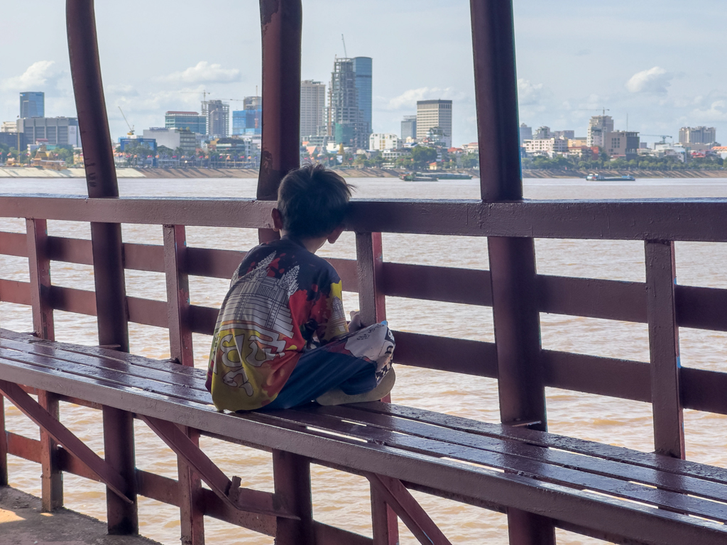 ...auf der Fähre von Areiksart nach Phnom Penh