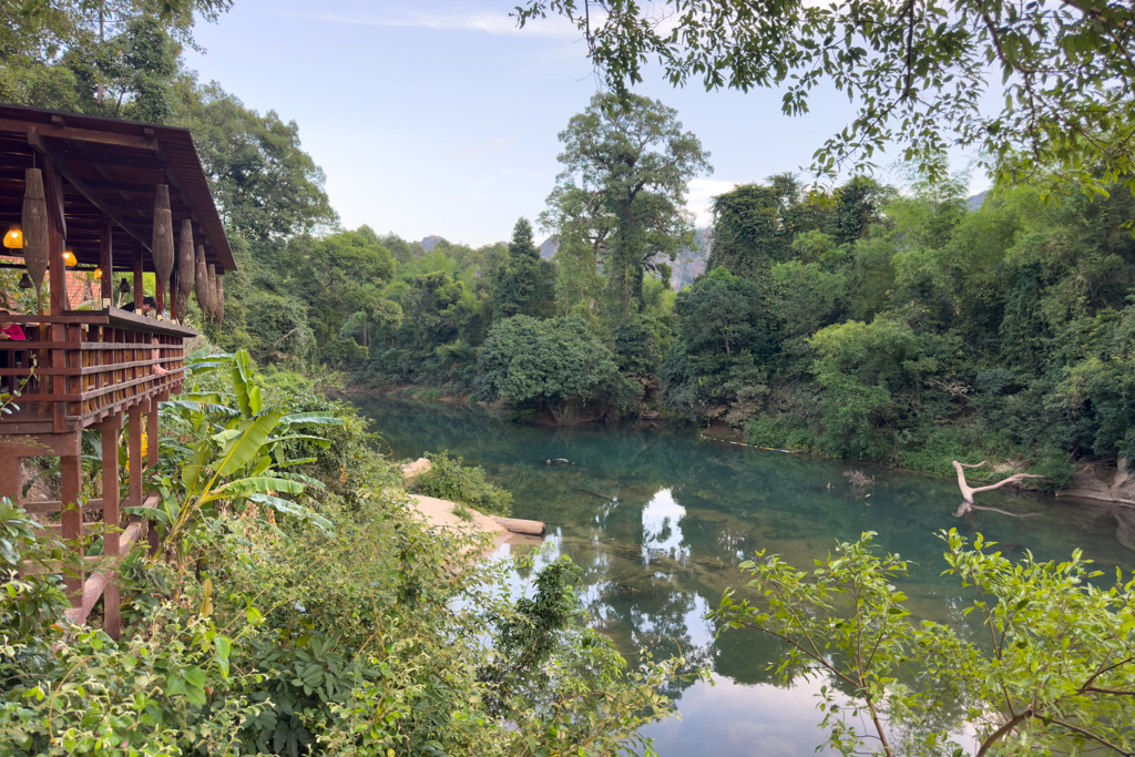 Ausblick von der Lounge aus auf das Restaurant vom Spring River Resort