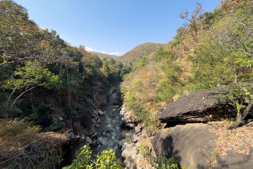 Der Mae Chaem River, der durch den Op Luang Nationalpark fliesst