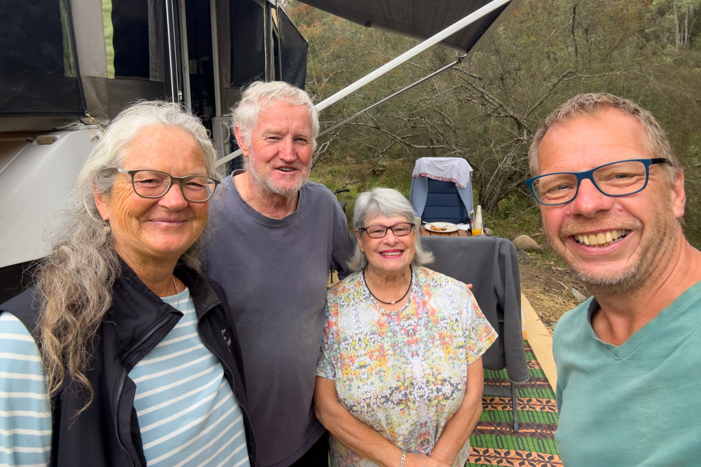 Abschiedsselfie mit Pat & Pamela am Geehi Flats Campground