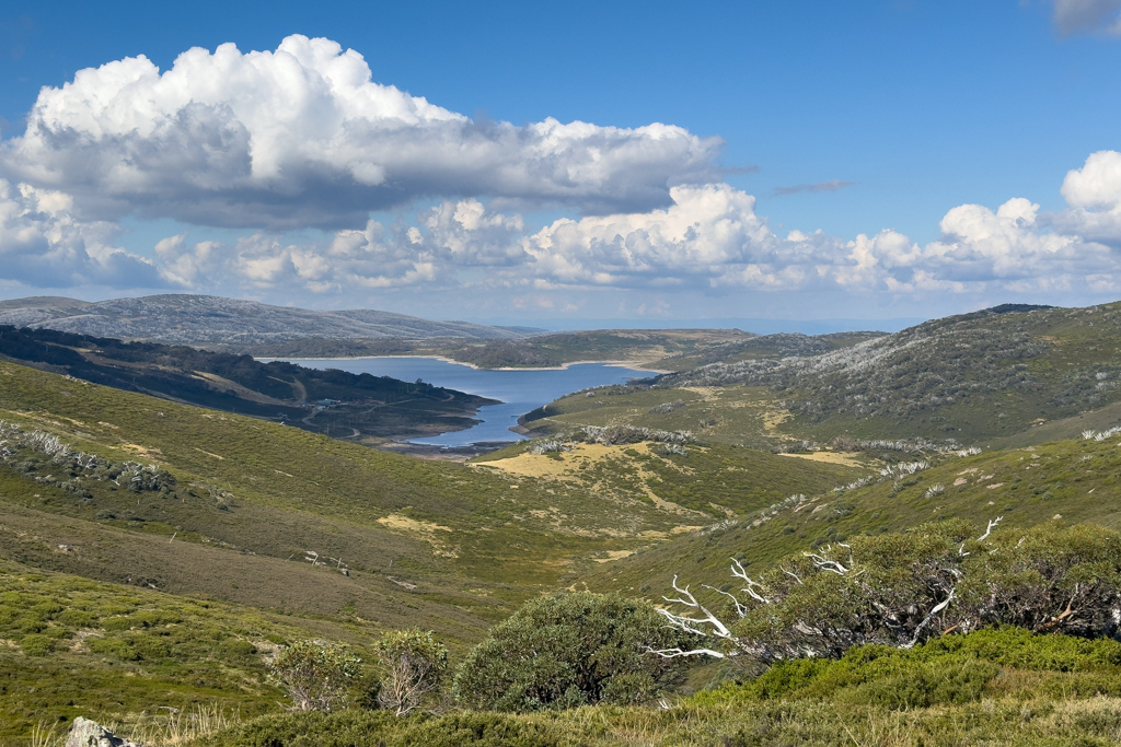 Blick auf den Rocky Valley Storage Lake. Ein Stausee im Pretty Valley