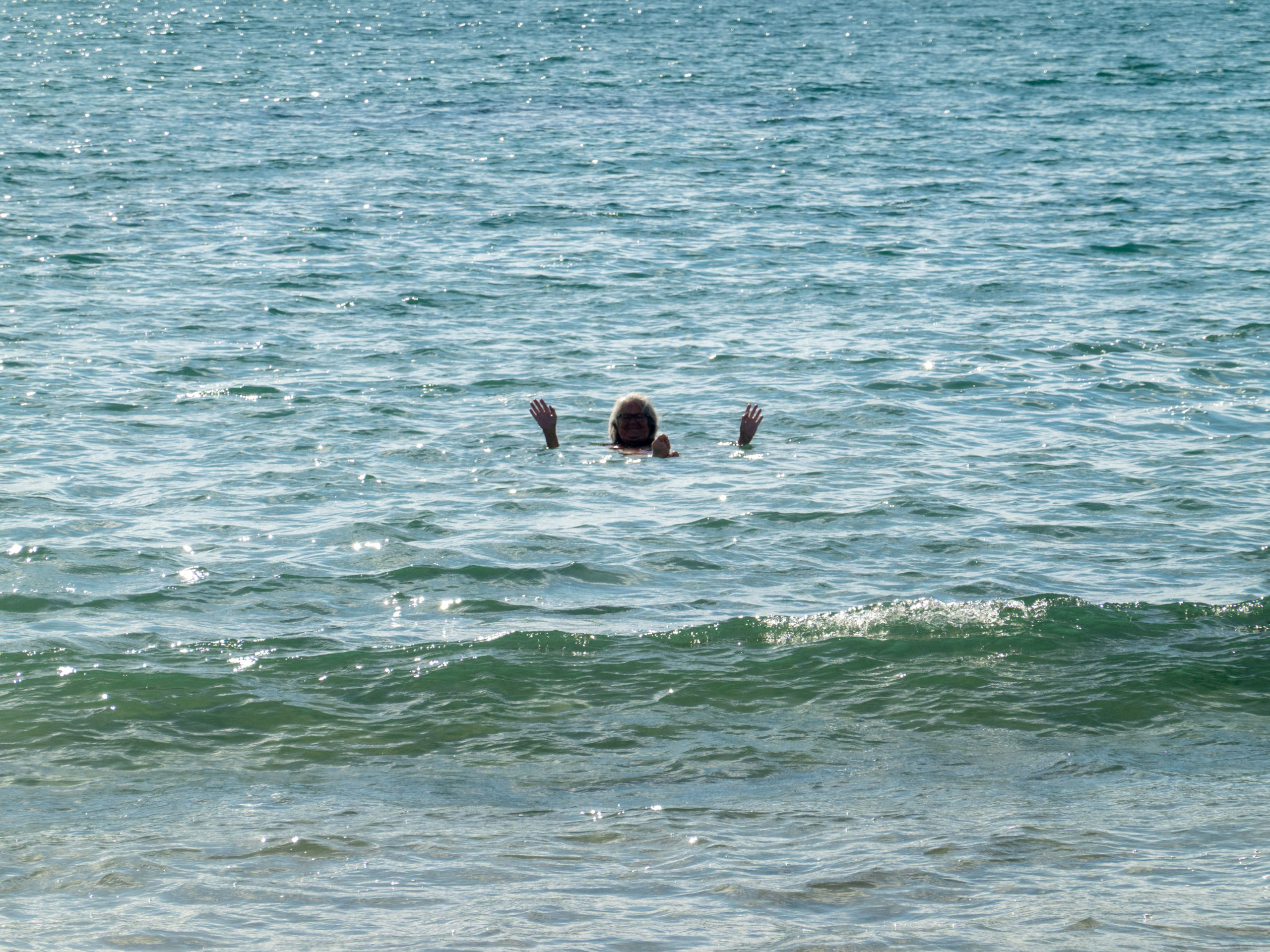 Ma als Badenixe im Meer...